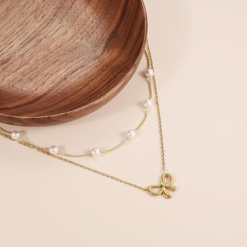 Minimalist And Versatile Pearl Bow Necklace