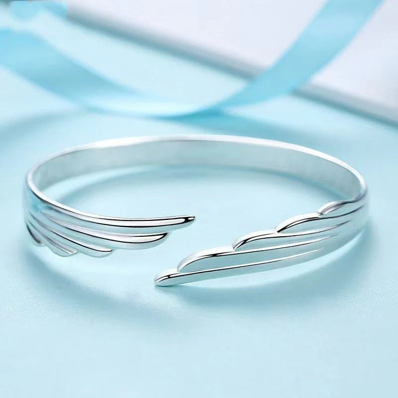 White Copper Silver-plated Bracelet
