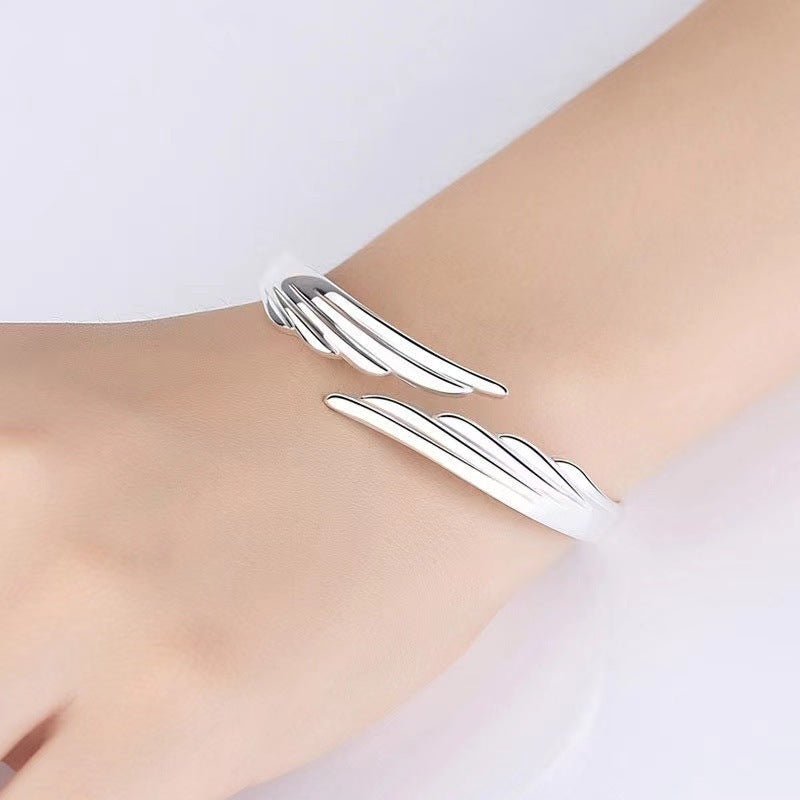 White Copper Silver-plated Bracelet