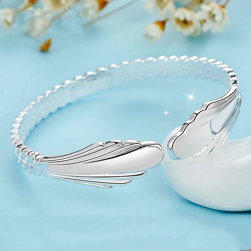 White Copper Silver-plated Bracelet